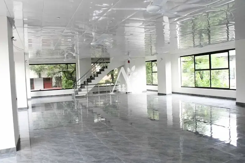 Office for rent in G-8, Islamabad photo 2