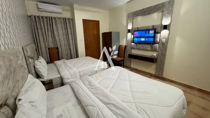 Upper portion house for rent in F-8, Islamabad photo 3