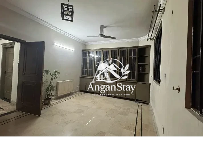 House for rent in G-13, Islamabad photo 4