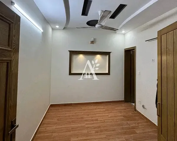 House for rent in G-13, Islamabad photo 3