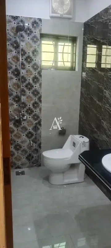 House for rent in G-13/3, Islamabad photo 5