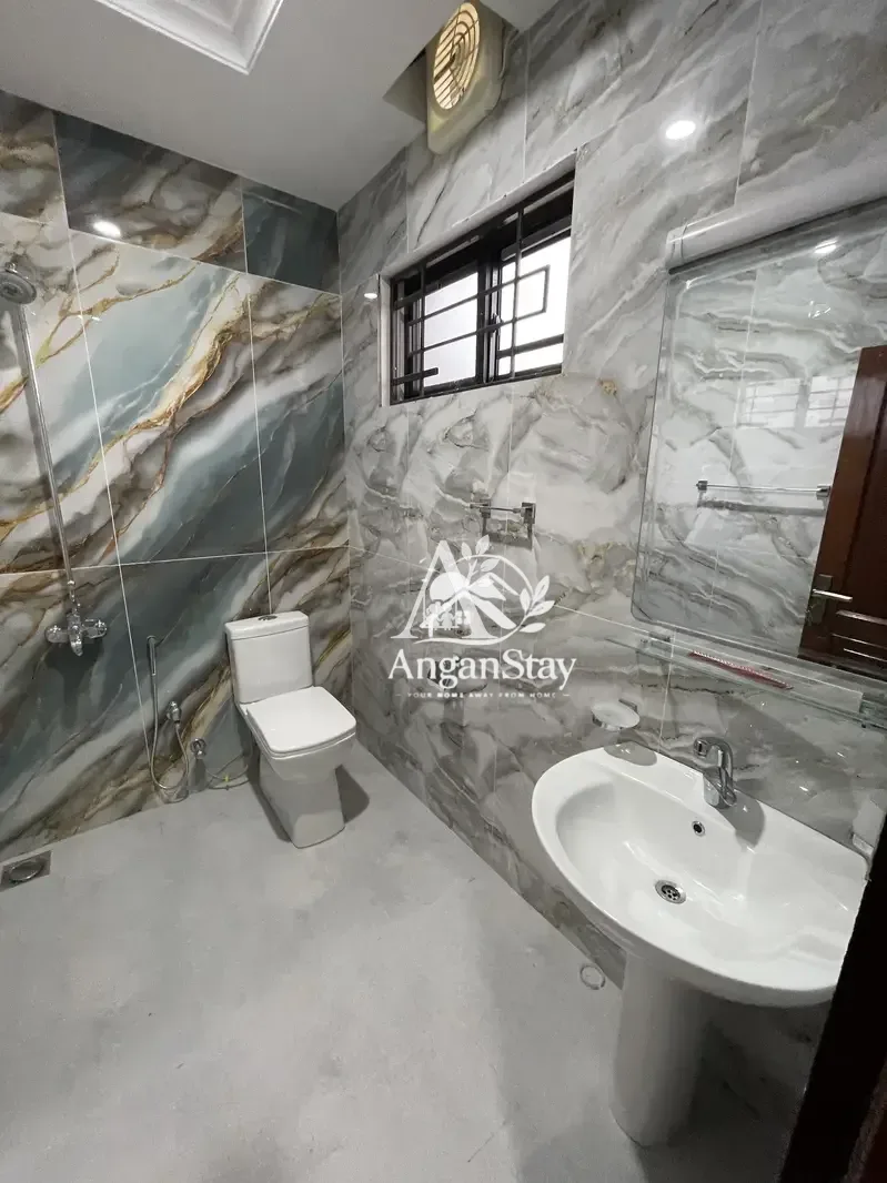 Ground portion house for rent in G-13/3, Islamabad photo 2