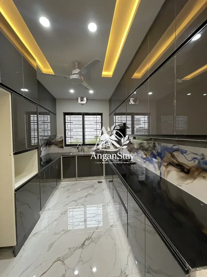 Ground portion house for rent in G-13/3, Islamabad photo 4