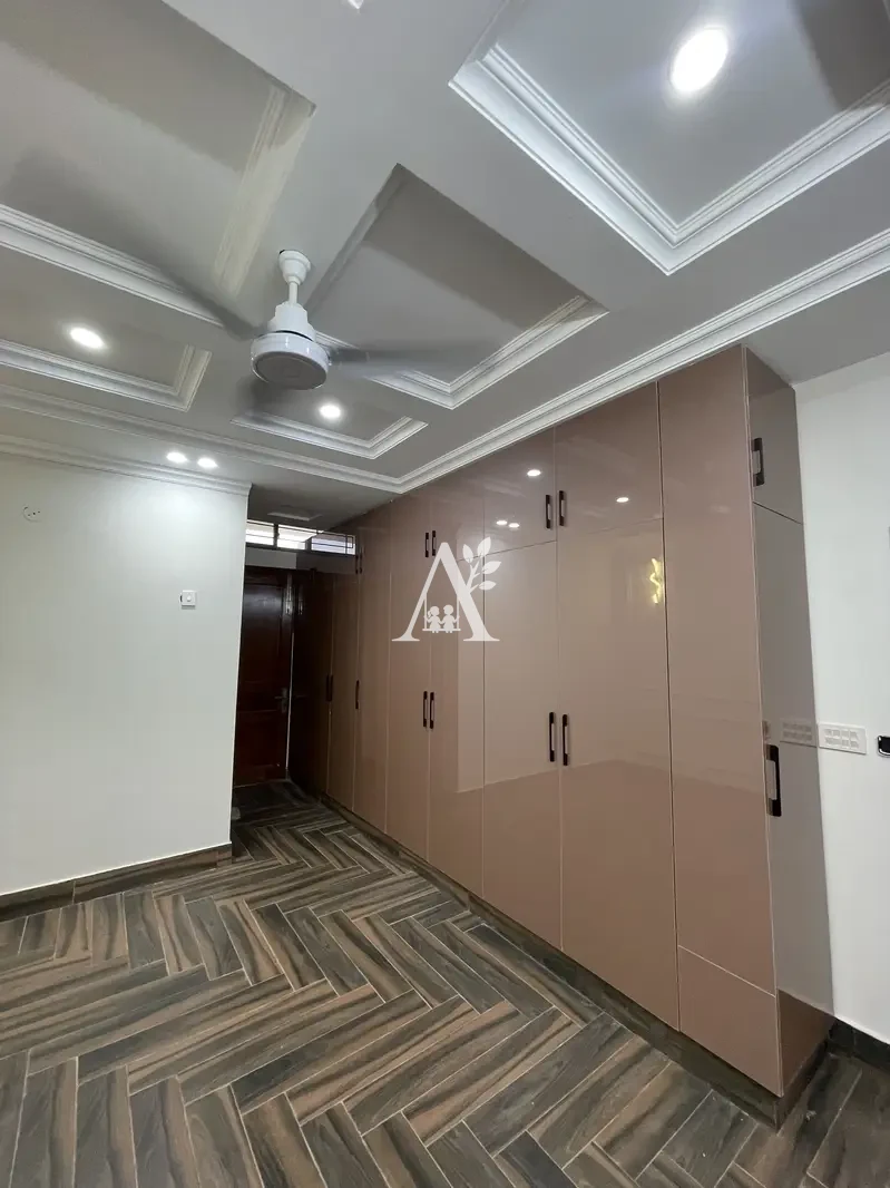 House for rent in G-13/3, Islamabad photo 4