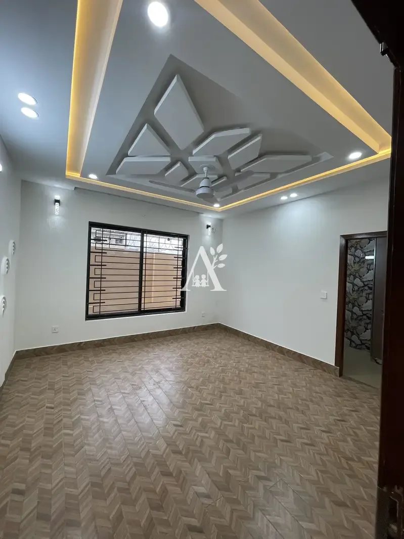 House for rent in G-13/3, Islamabad photo 5