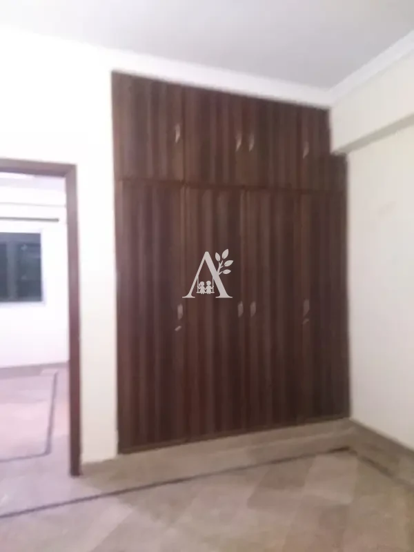 House for rent in G-13, Islamabad photo 4