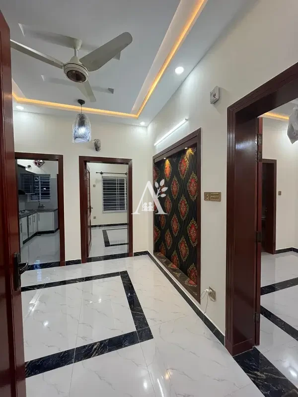 House for rent in G-13, Islamabad photo 2
