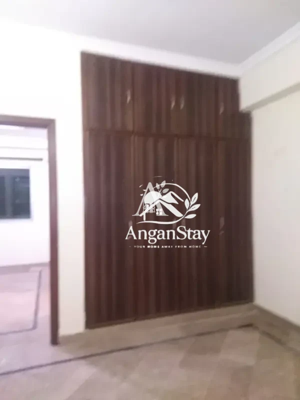 House for rent in G-13/3, Islamabad photo 2