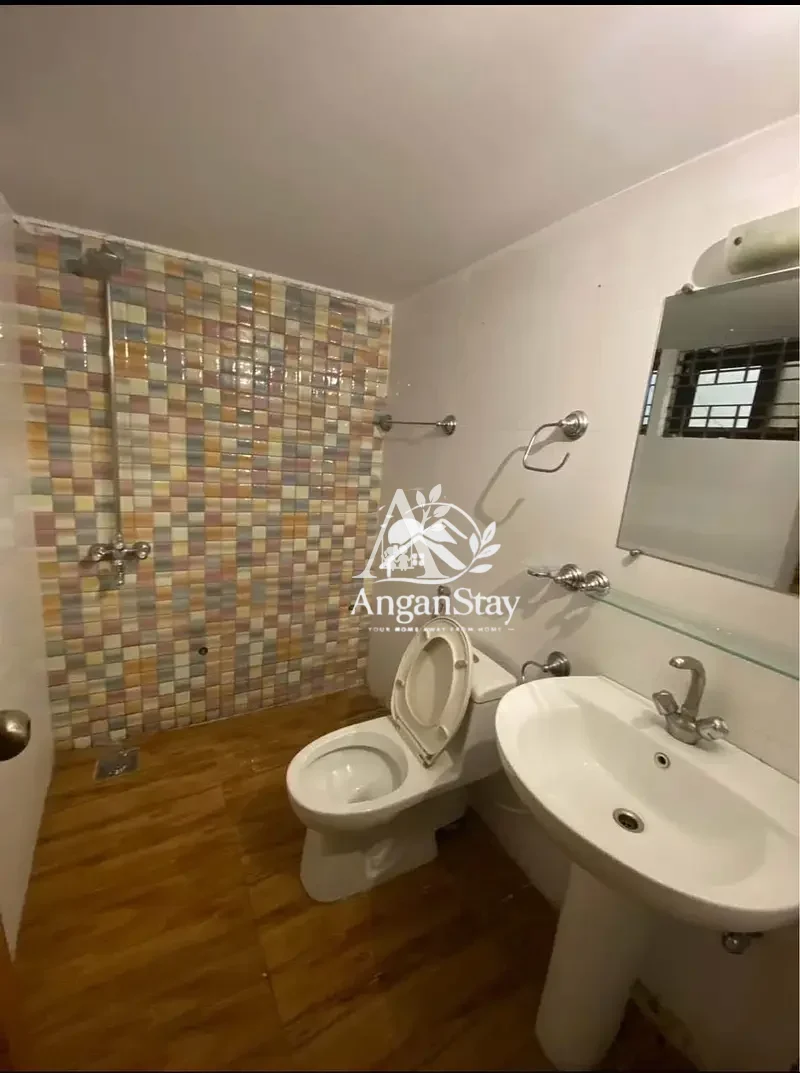 House for rent in G-13/3, Islamabad photo 3
