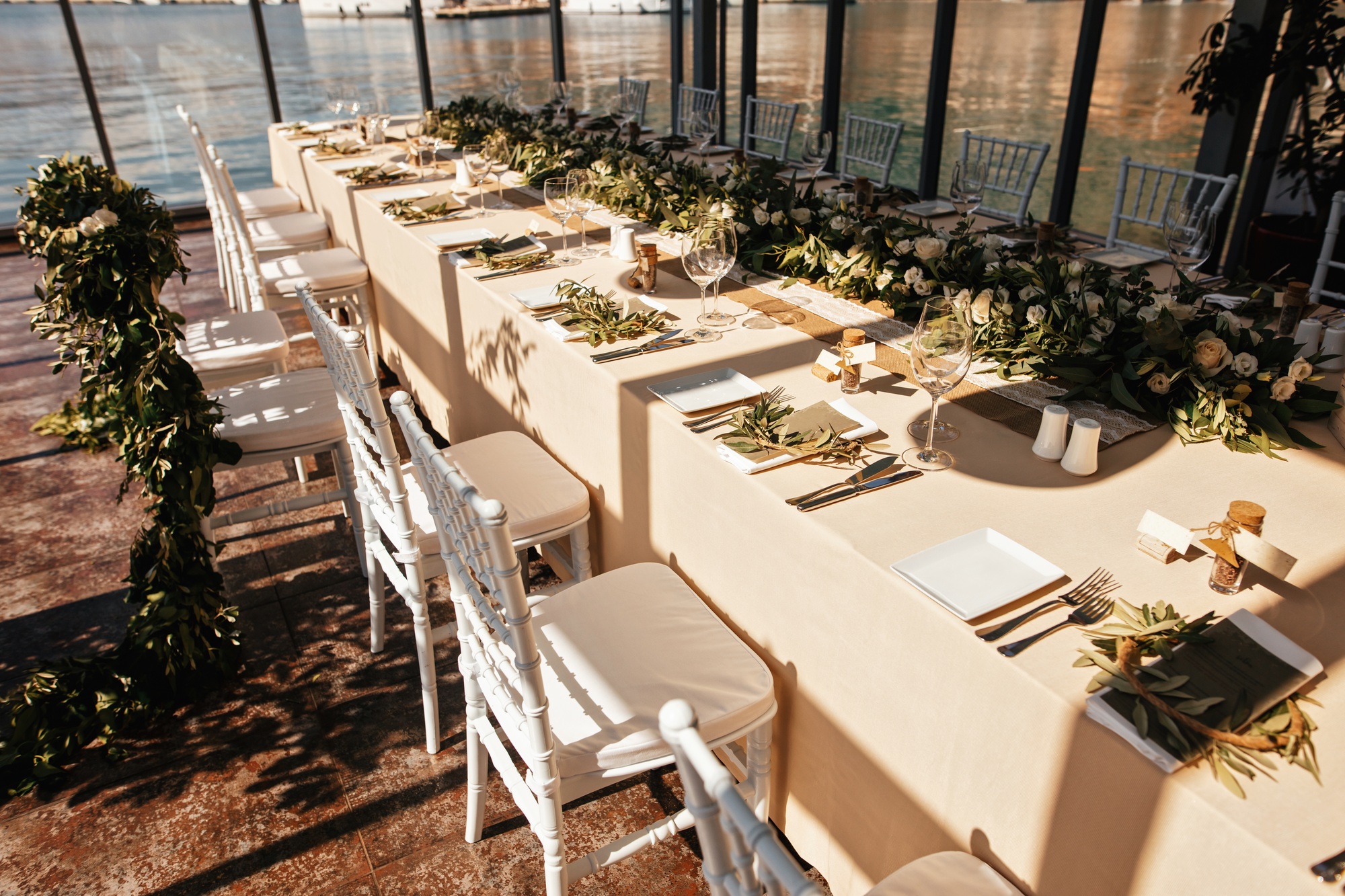 Luxury Table Decoration Service  (Price per Hour)