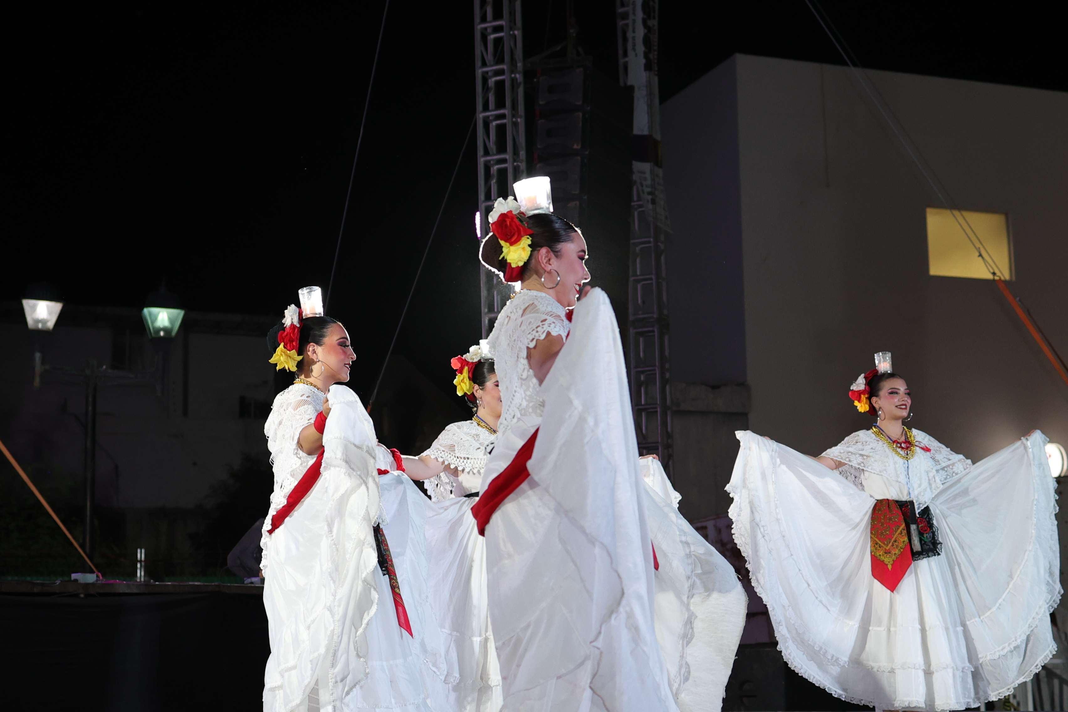 tradicion-mestiza-bailable-folklorico - Foto 215