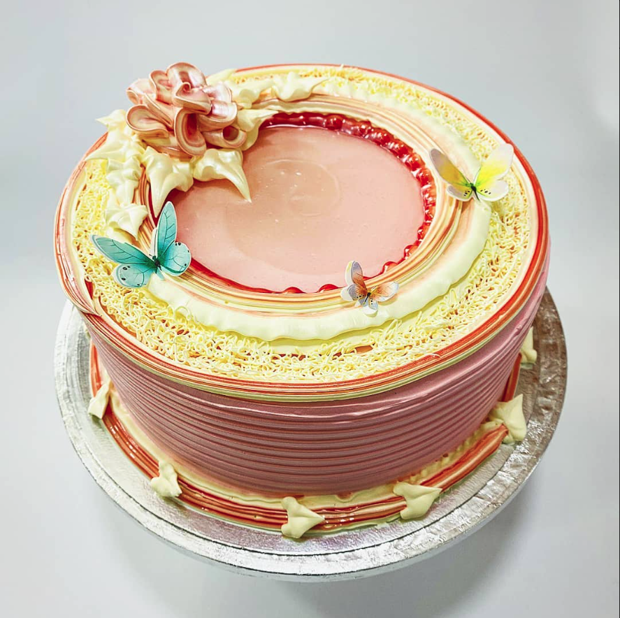 cake image of 8" / 4" (£45)