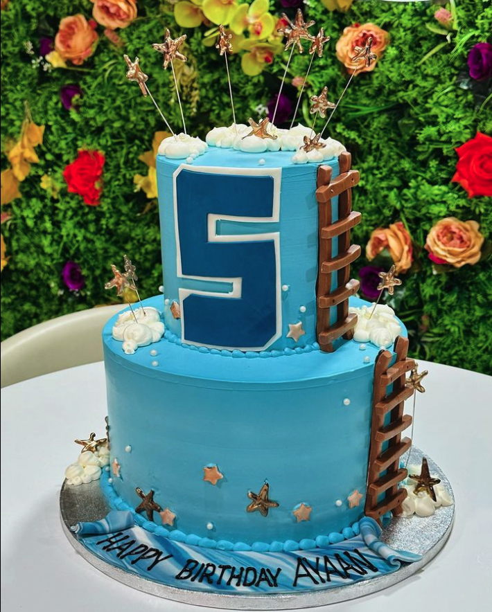 cake image of 12"/5" & 8"/5" - £165