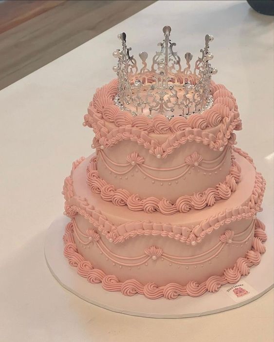 cake image of 12"/4" & 8"/4" - £135