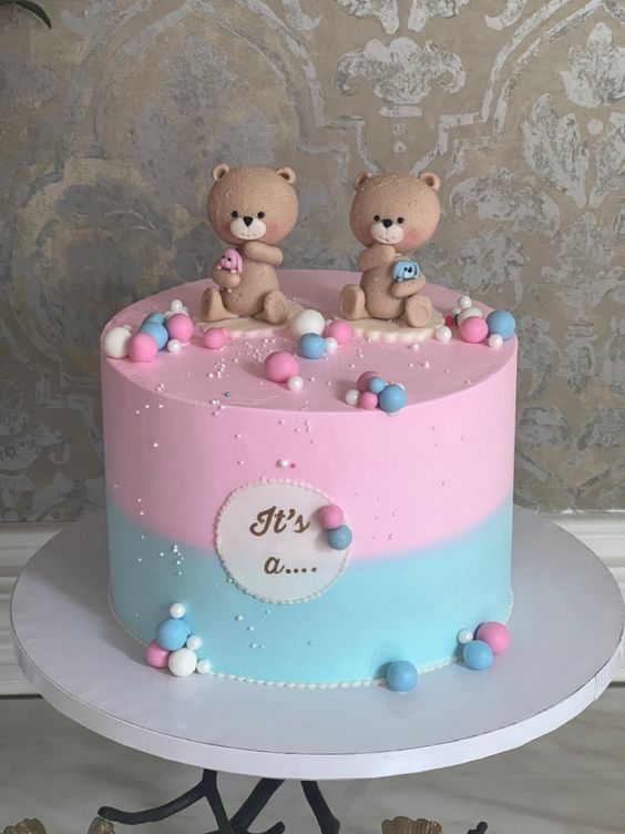 cake image of 8" / 6" (£75)