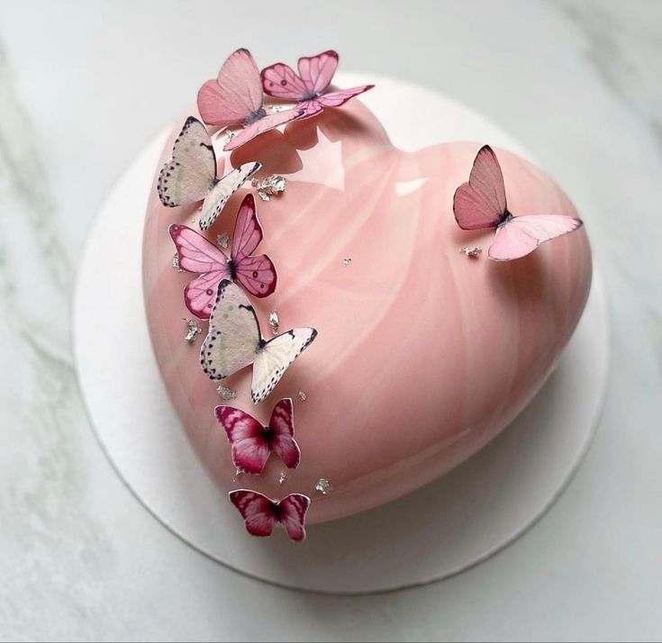 cake image of 8" / 4" (£50)