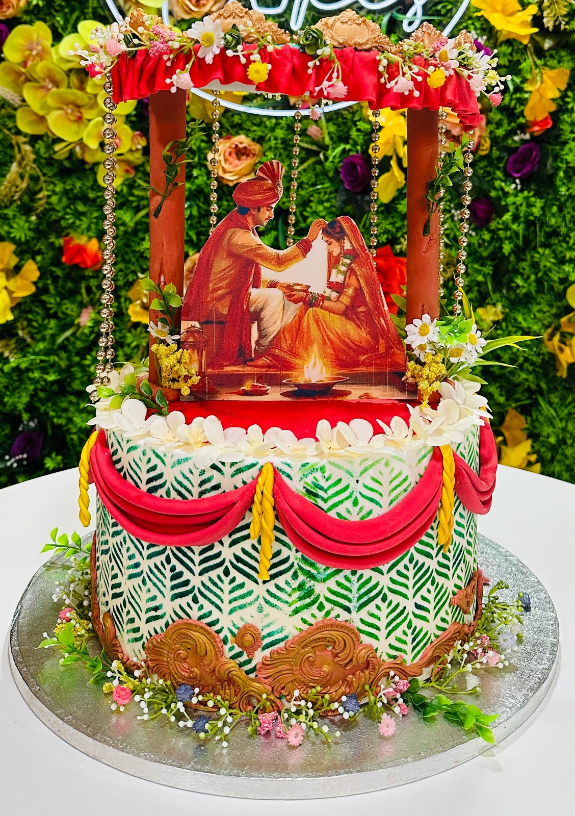 cake image of 10" / 5" Fondant (£175)
