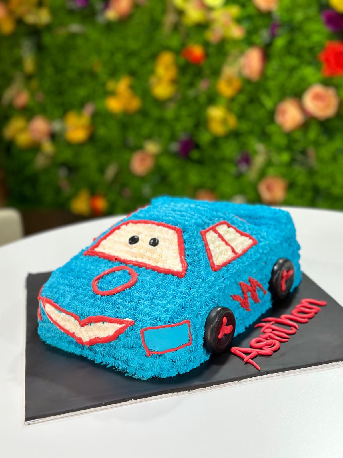 cake image of 8"/14" - £80