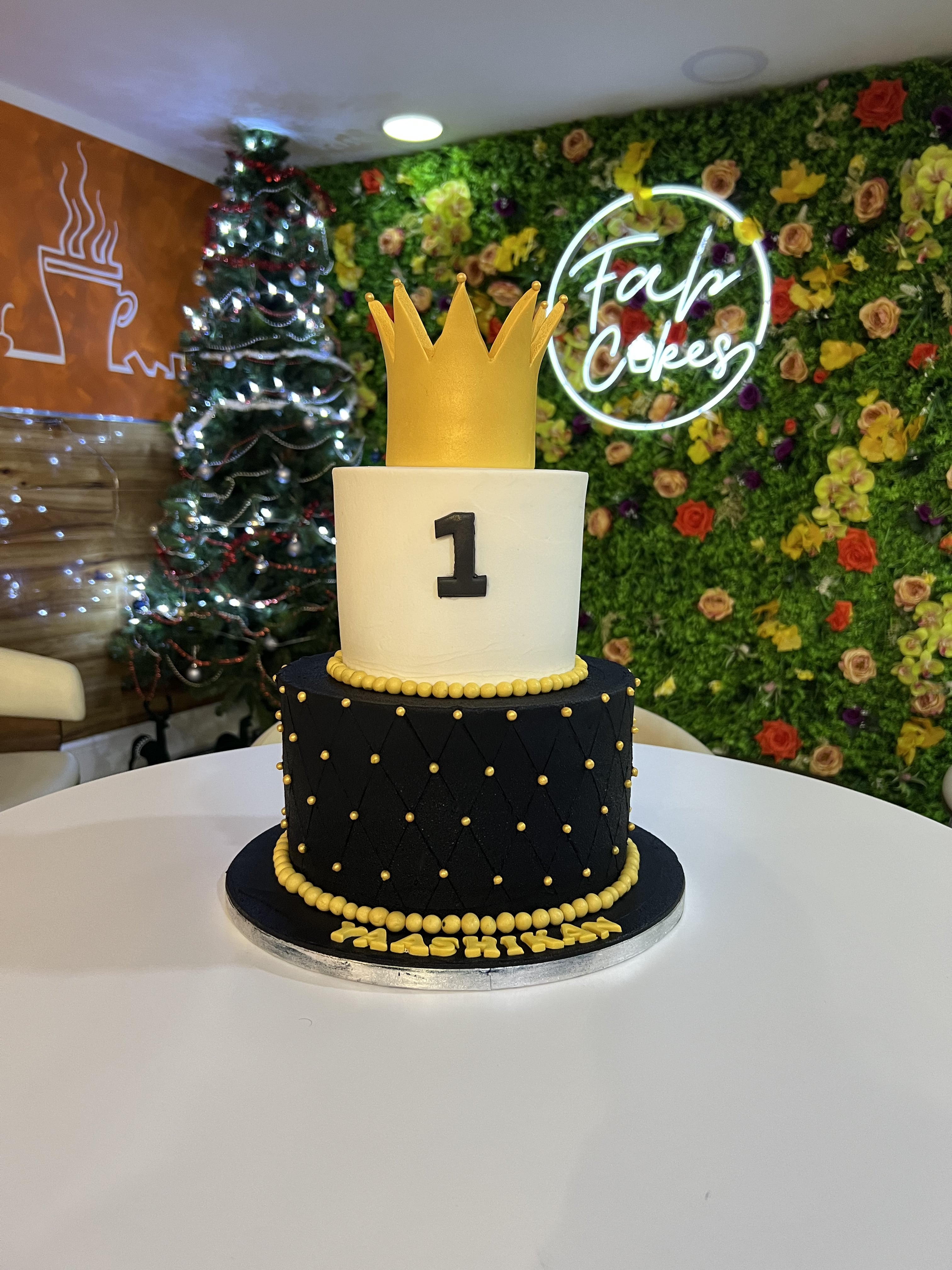 cake image of 10"/5" & 6"/5" - £175 (Fondant)