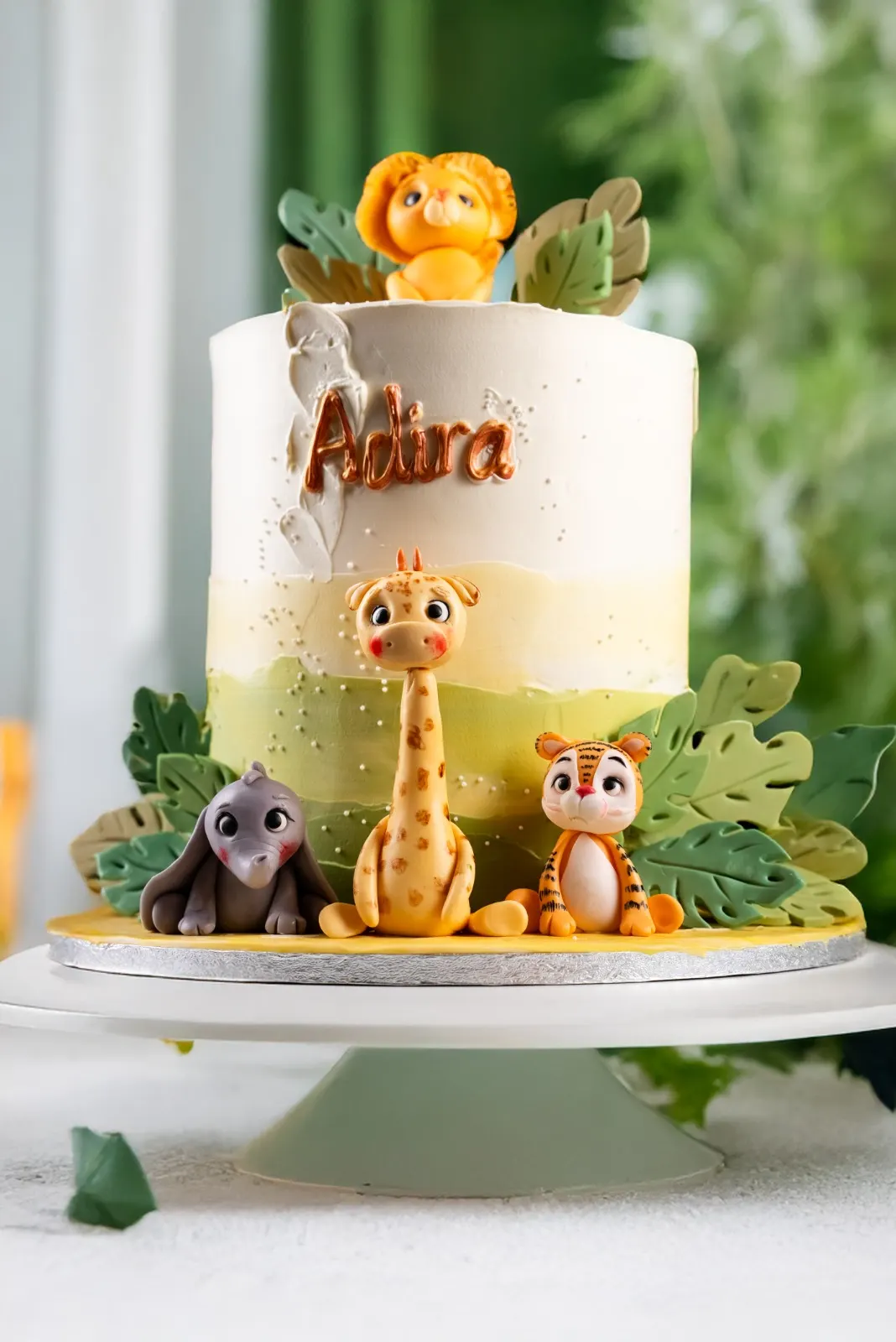 cake image of 8"/8"