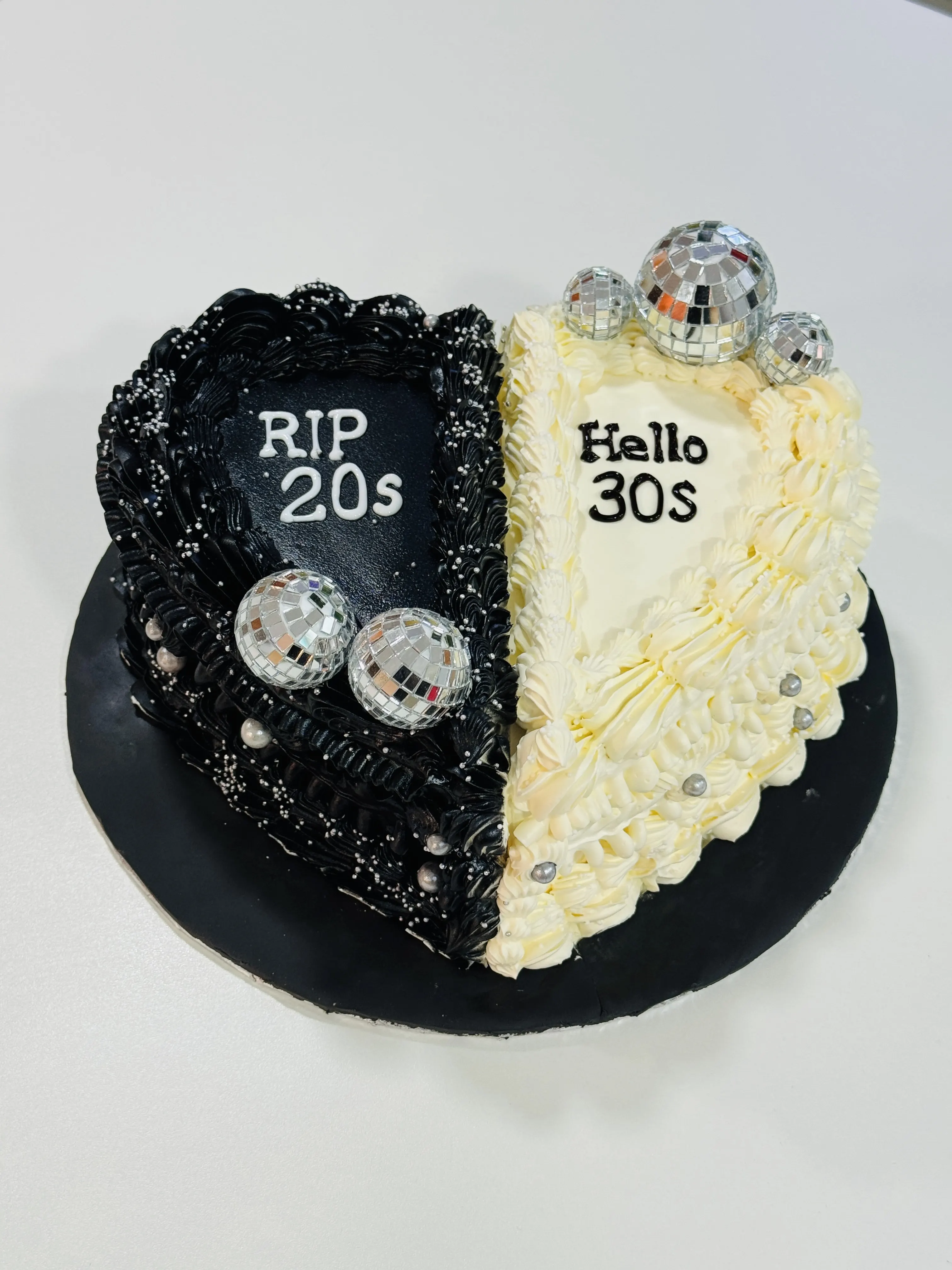 cake image of 8"/4" Fresh Cream