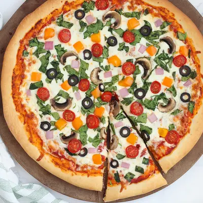 Greek Chipotle Pizza