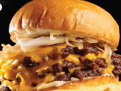 BASHER BEEF DOUBLE PATTY Burger