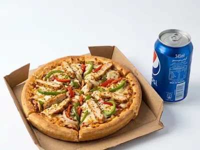 Regular Chicken Fajita Pizza with 345ml Soft Drink