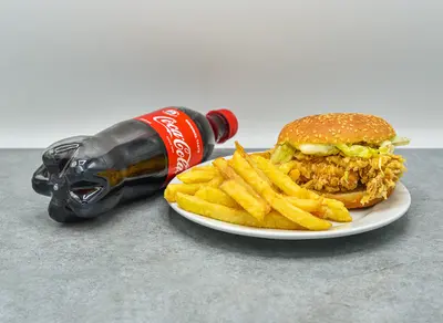 2 Zinger Burgers, Regular Fries & 500 ml Soft Drink