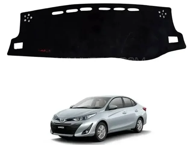 Toyota Yaris 2020-2026 Velvet Dashboard Mat 1
