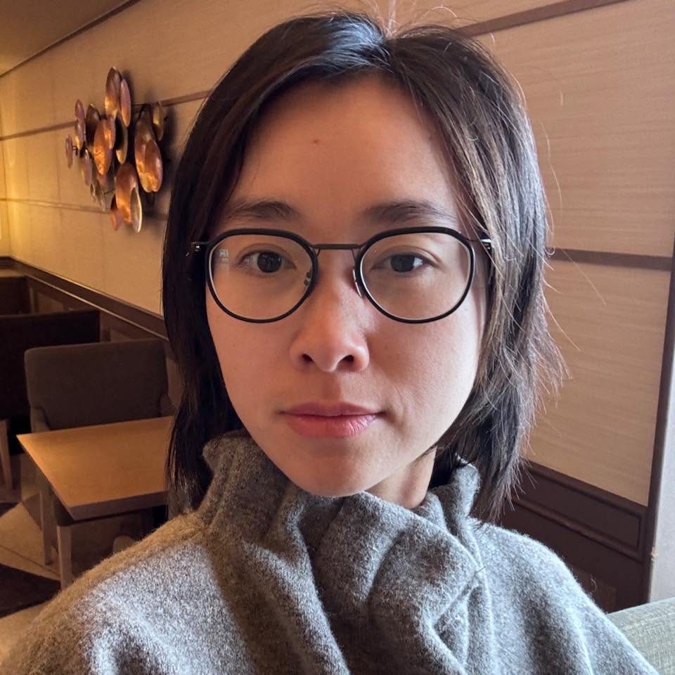 C Vân Nguyễn