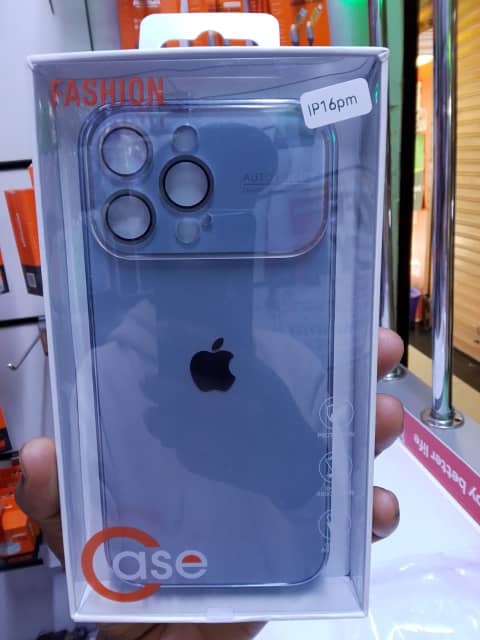 Iphone 16 ProMax Fancy cover Black Phone Cover