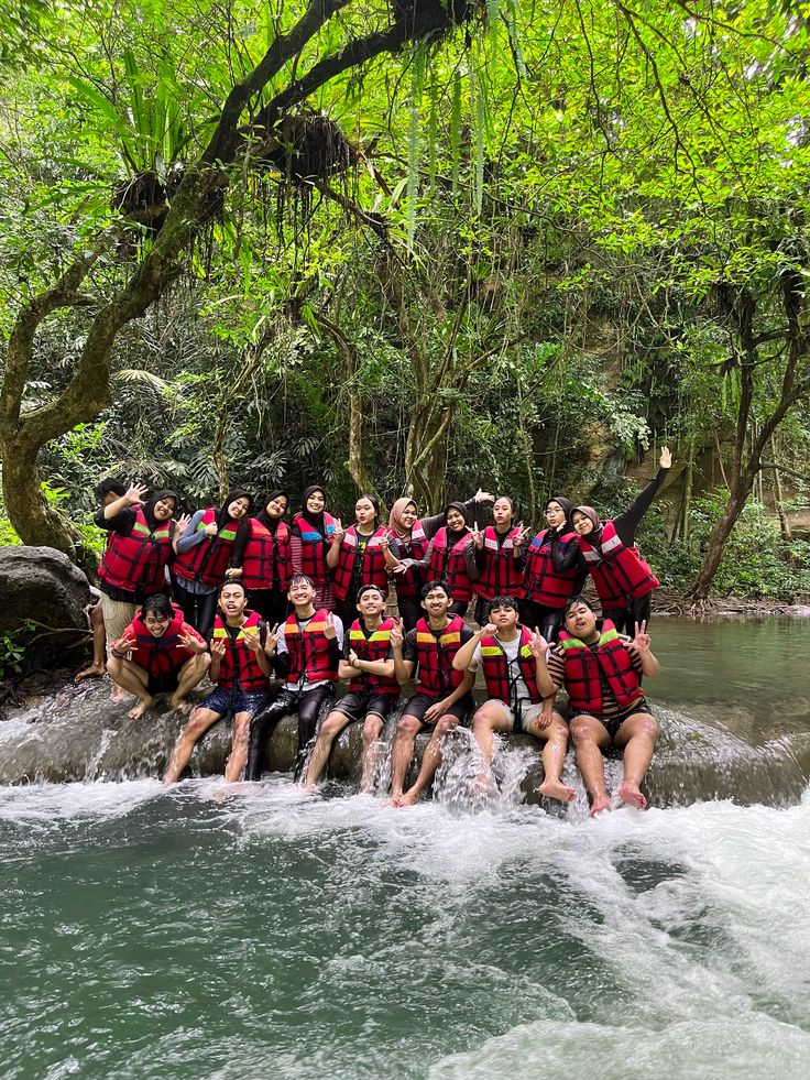 PAKET BODY RAFTING CITUMANG