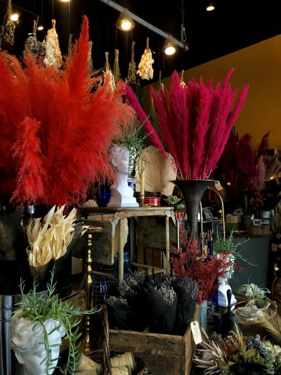 Luxury home interior designer floral arrangement