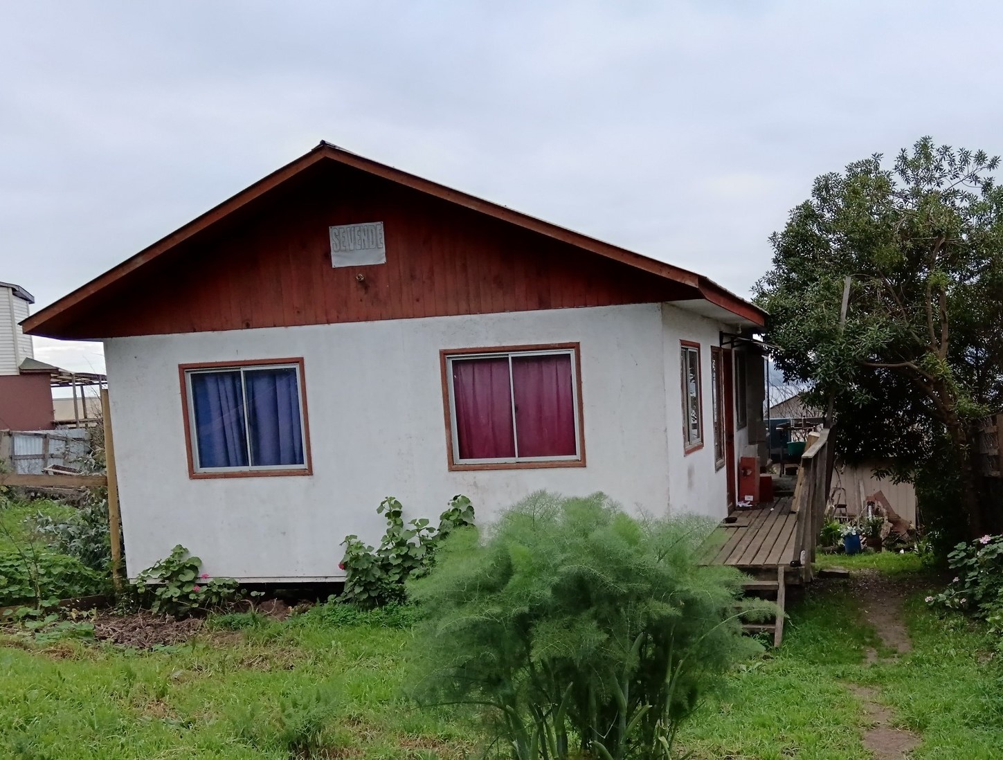 Imagen n°2 de la propiedad TERRENO CON 2 CASAS