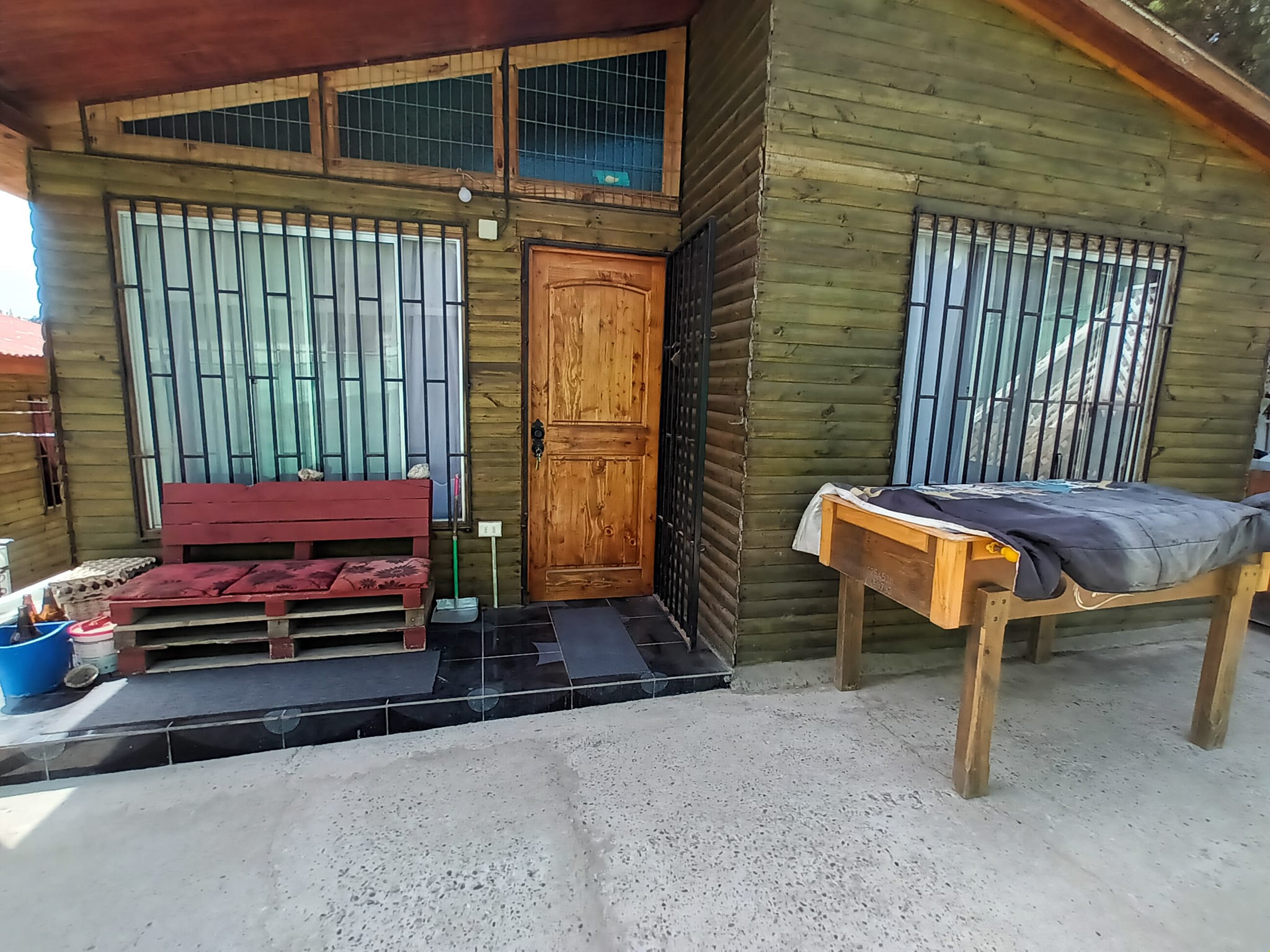 Imagen n°0 de la propiedad OPORTUNIDAD DE INVERSIÓN 2 CASAS 2 CABAÑAS