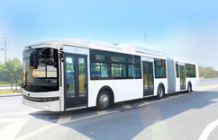 articulated bus