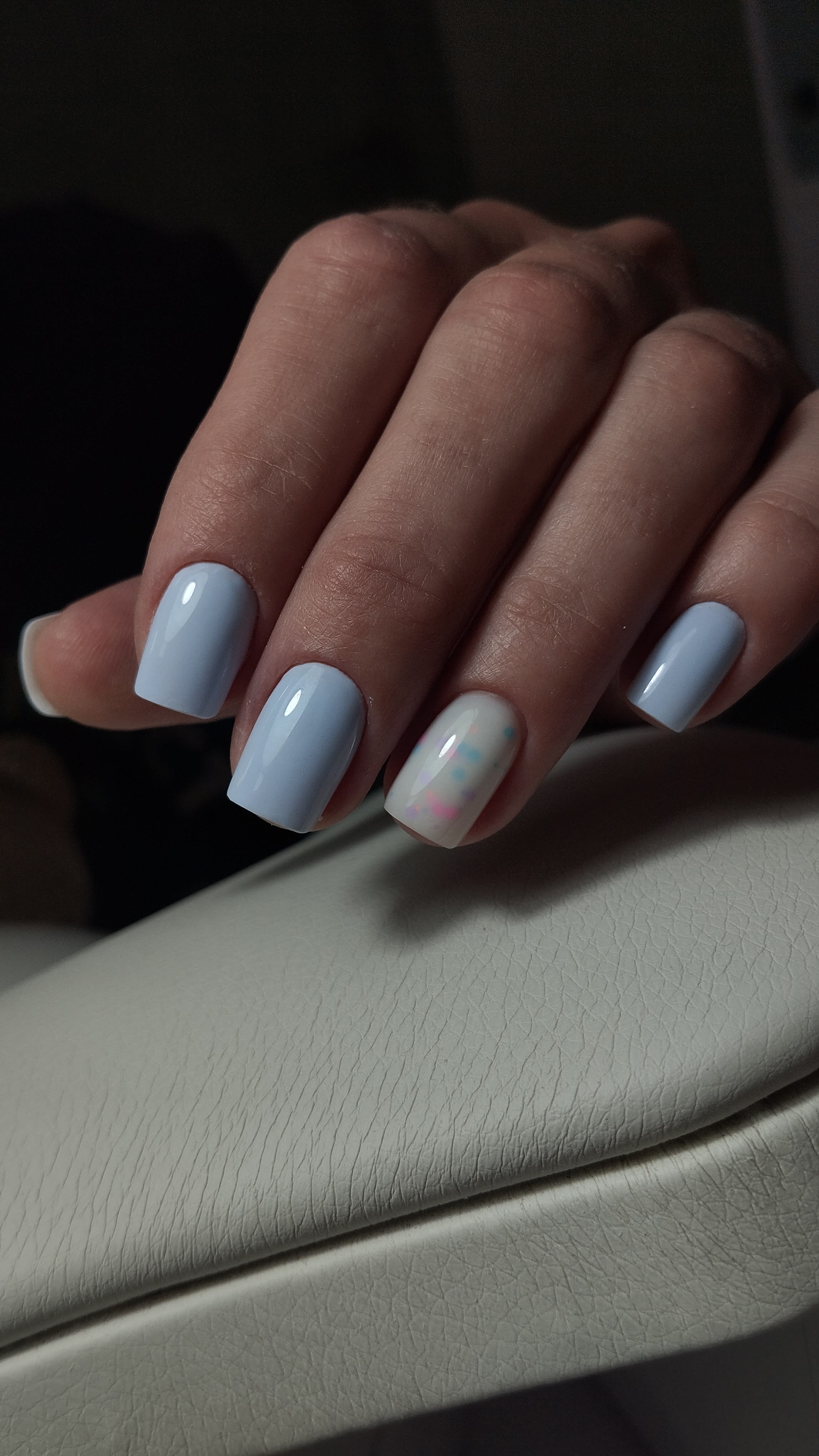 Манікюр — робота Orange Beauty Studio