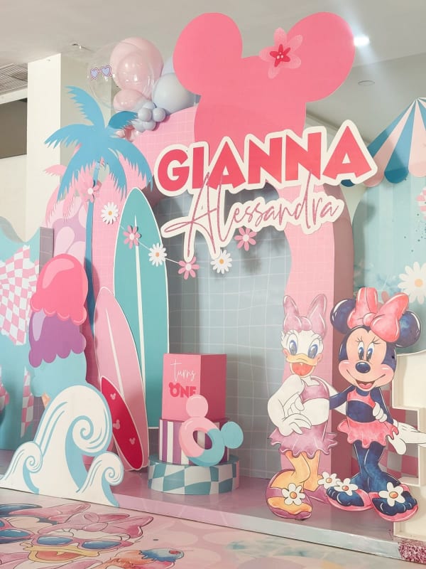 Summer Minnie and Daisy party