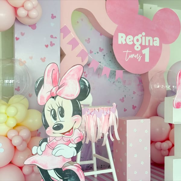 Minnie Mouse birthday party