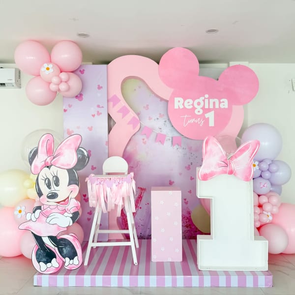 Minnie Mouse birthday party