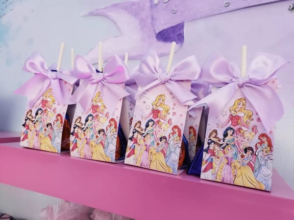 Disney princesses party favors