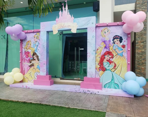 Disney princesses birthday party