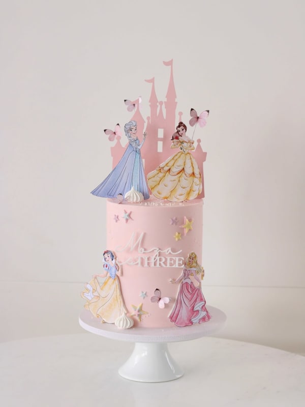 Disney princesses birthday cake