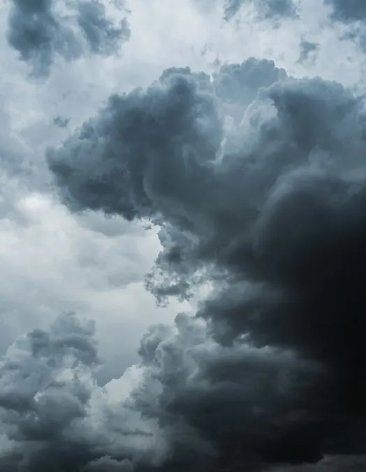 Hyderabad हवामान: ३३.४ अंश तापमान आणि पावसाचा इशारा
