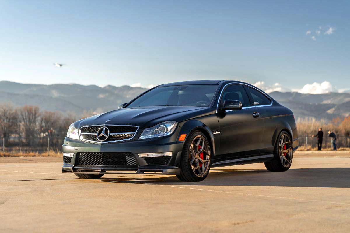 Spectacularly Sinister And Seriously Special 12 Mercedes Benz C63 Amg Edition 1 Coupe Zero260