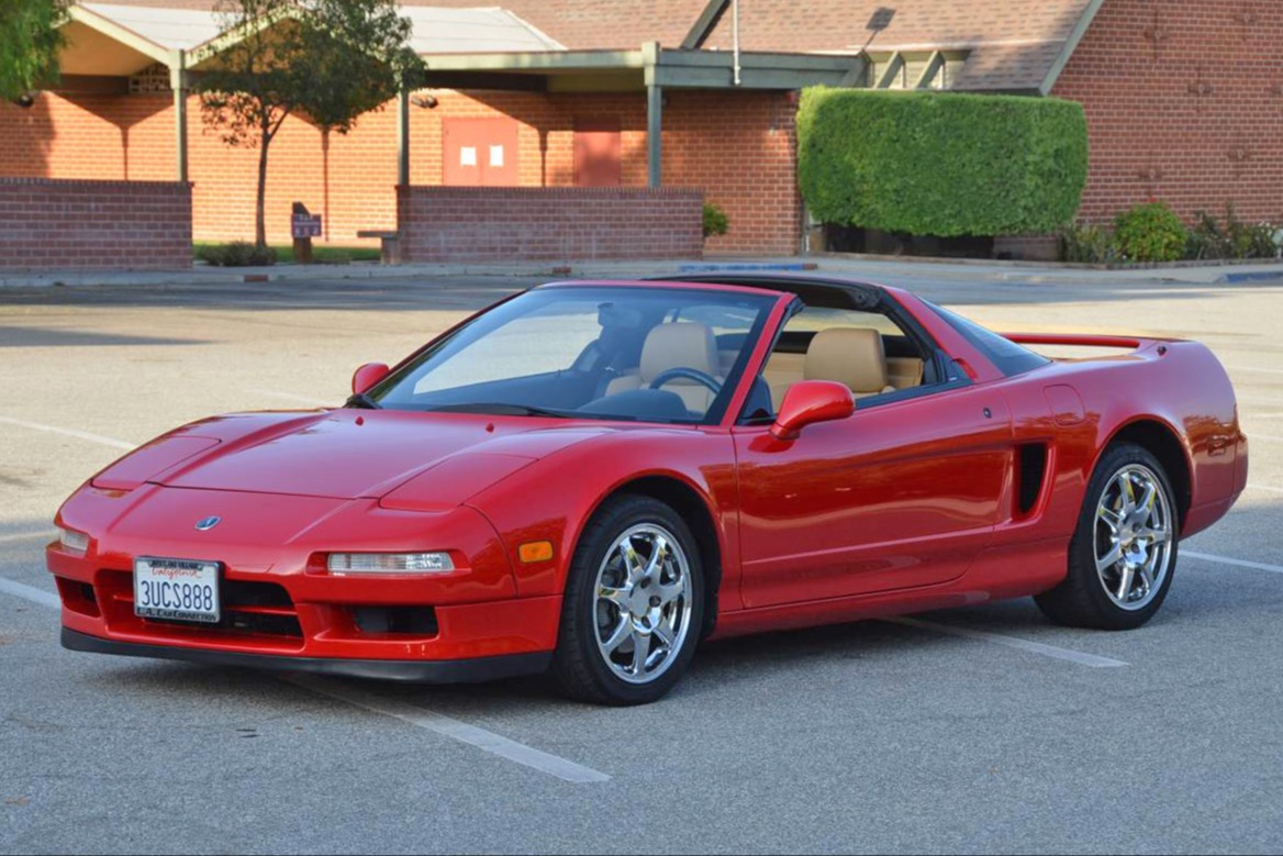 Fierce in Formula Red: One-Owner Acura NSX-T Zero260