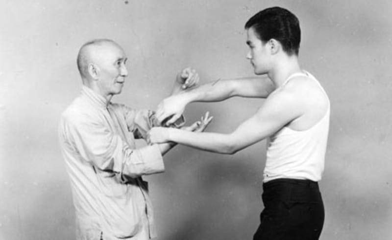 Wing Chun — chi sao training