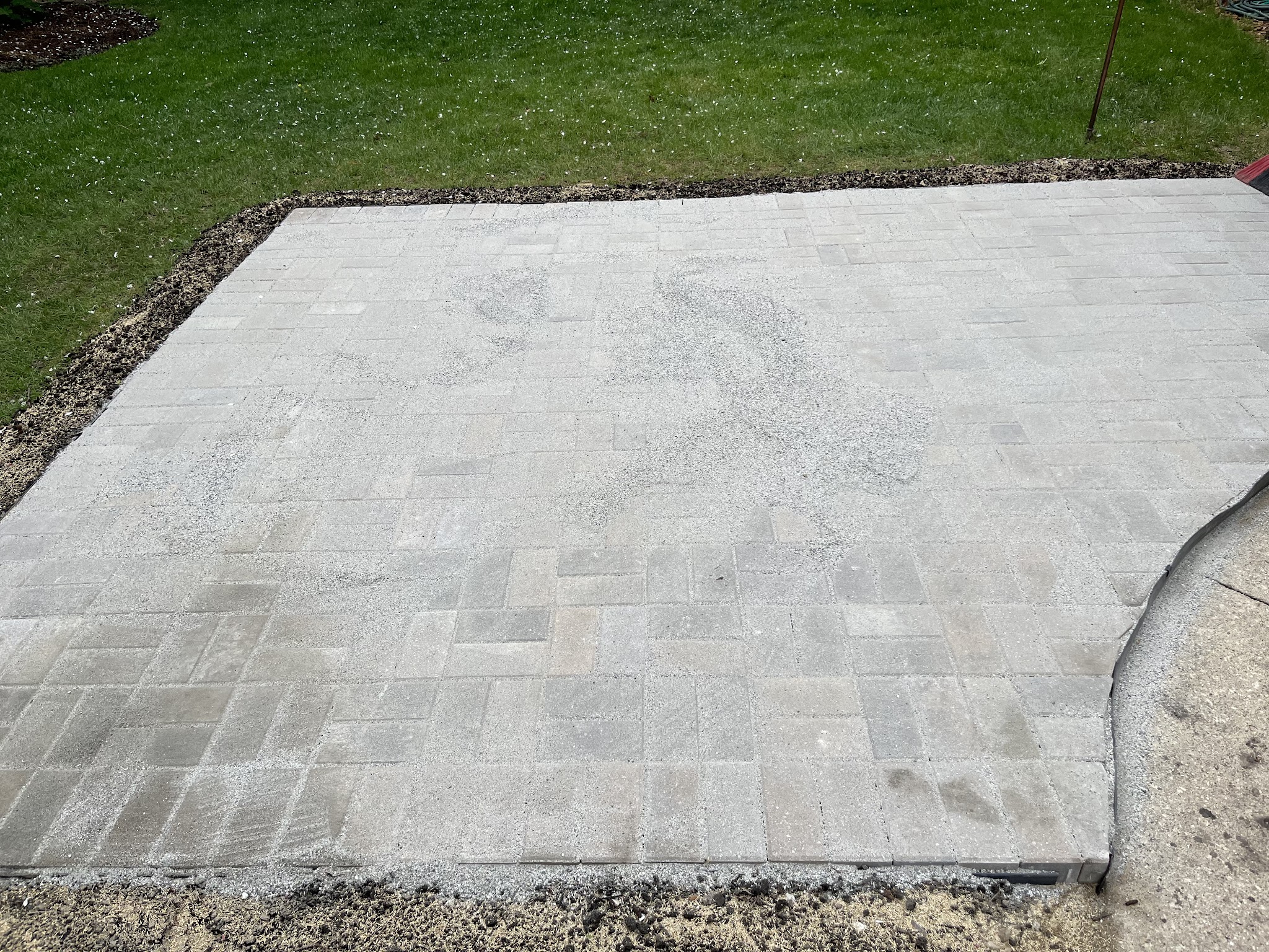 Residential concrete driveway in Champaign-Urbana, IL kept clear through winter
