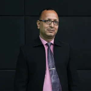 Dr. Sumeet Gupta Professor, Financial Management Ph.D, Master of Finance and Control, CBA, Masters in Financial Planner